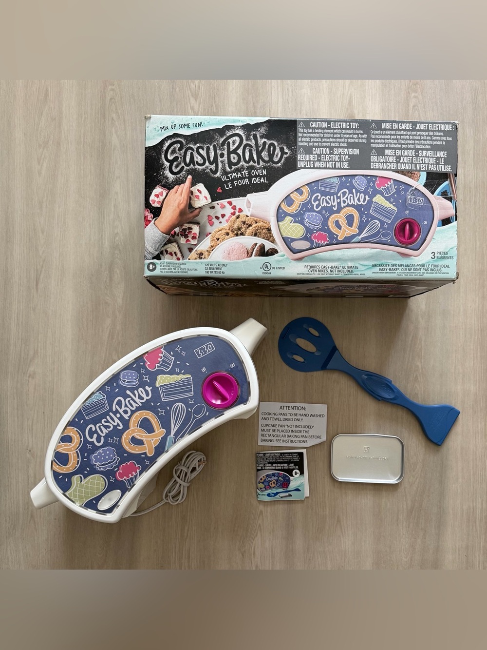 Easy-Bake Ultimate Electric Oven Playset, Kids Toys for Ages 8 up